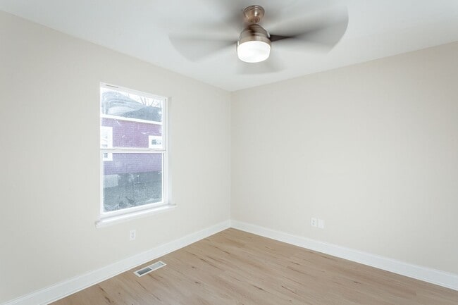 Building Photo - Brand-New 2 Bedroom Home in Chattanooga with Modern Finishes