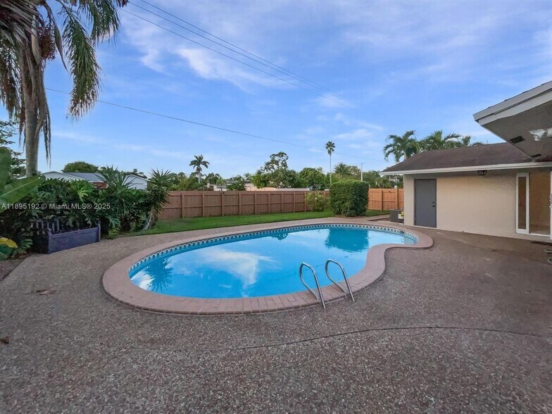 Building Photo - 22226 SW 65th Terrace