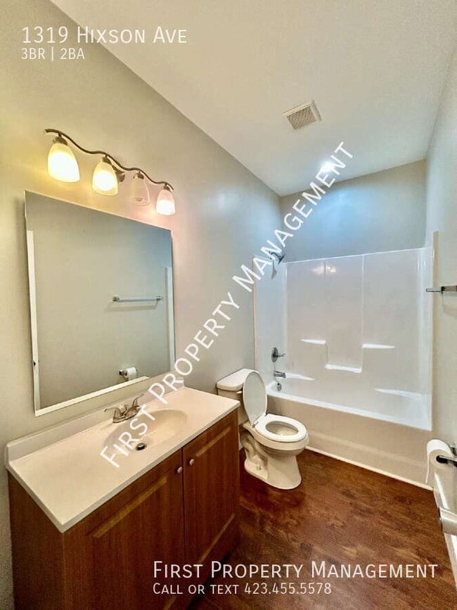 Building Photo - 1319 Hixson Ave
