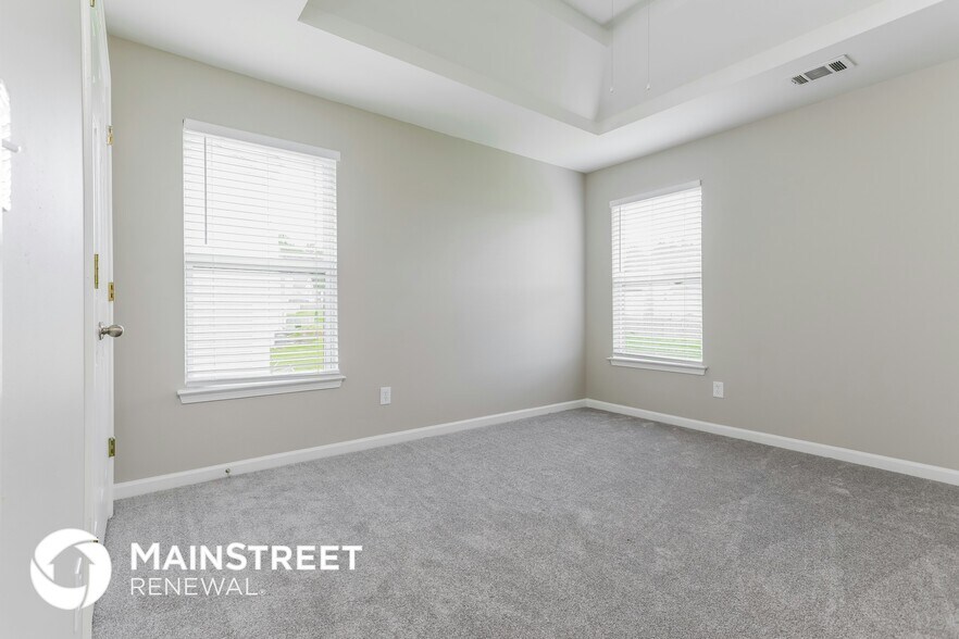 Building Photo - 5035 Michael Jay St