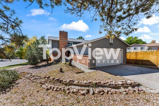 Primary Photo - 3575 Brushwood Ln