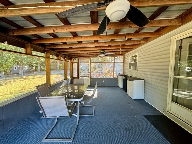 Building Photo - FULLY FURNISHED, ALL INCLUSIVE, LAKE ACCESS BEAUTY FOR RENT