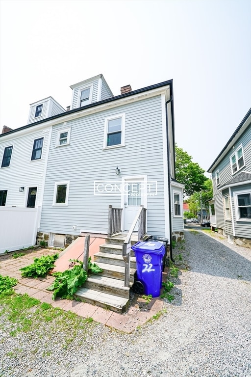 Building Photo - 22 Winslow Rd