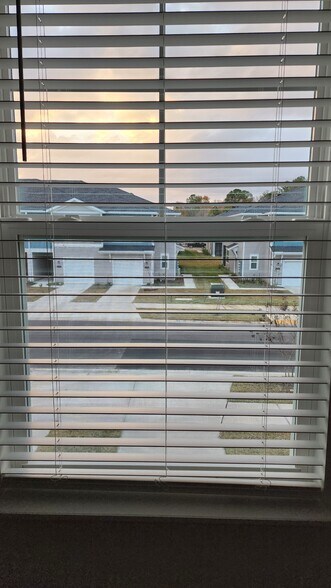 Building Photo - 4386 Leeward Breeze Loop