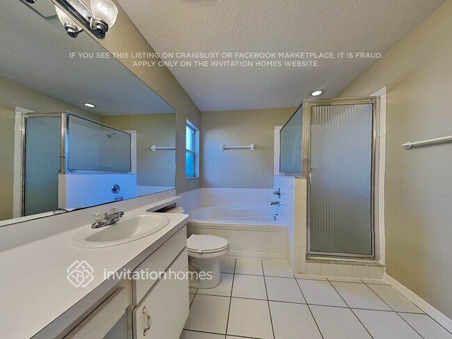 Building Photo - 3313 Manor Cove Cir