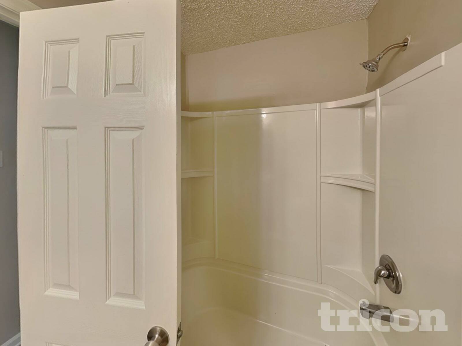 Building Photo - 6631 Flat Rock Dr