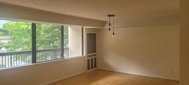 Building Photo - 3709 S George Mason Dr