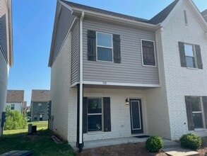 Building Photo - 4BD/4.5BA FOR RENT