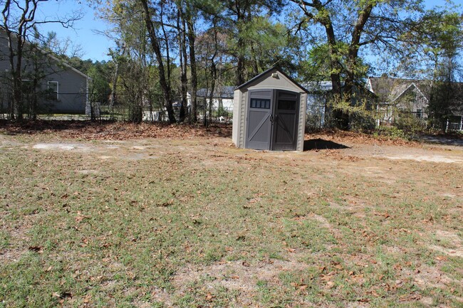 Building Photo - Newer construction near Sleepy Creek