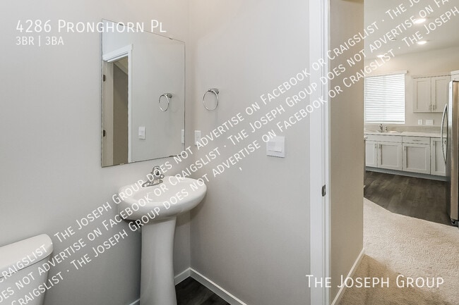 Building Photo - 4286 Pronghorn Pl