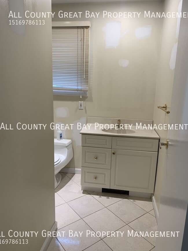 Building Photo - 3 Vernon St