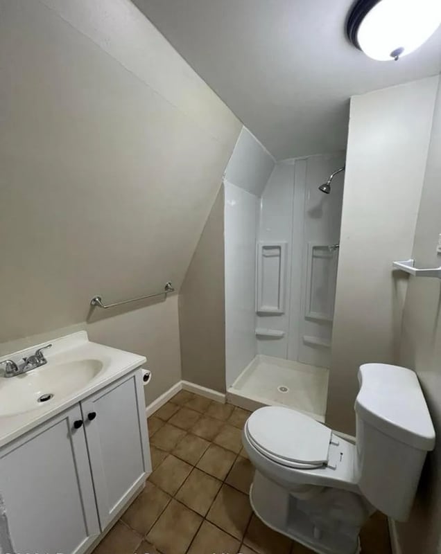 Building Photo - 105 Sambourne St