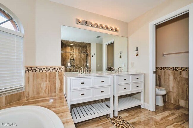 Building Photo - 16561 Wellington Lakes Cir