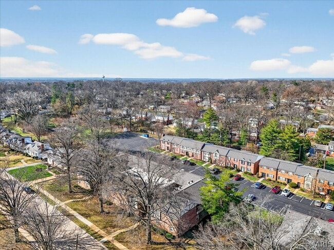 Building Photo - 1040 Pinegate Dr