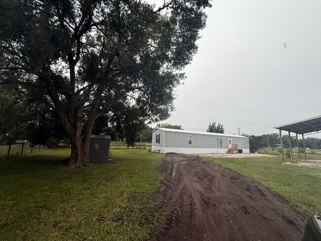 Building Photo - 4901 N Vaughn Rd