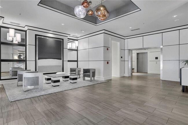 Building Photo - 2828 Peachtree Rd NW