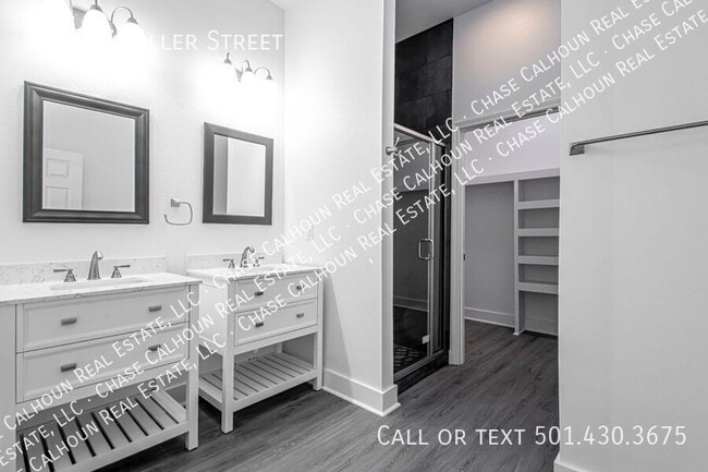 Building Photo - 306 S Schiller St