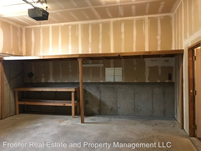 Building Photo - 4 br, 2 bath House - 1437 E Snow Creek