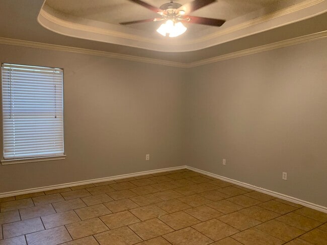 Building Photo - 6805 Northwind Dr