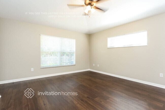 Building Photo - 5140 Layton Dr