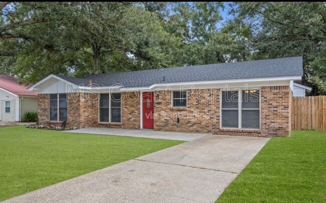 Primary Photo - 7520 Marathon Dr