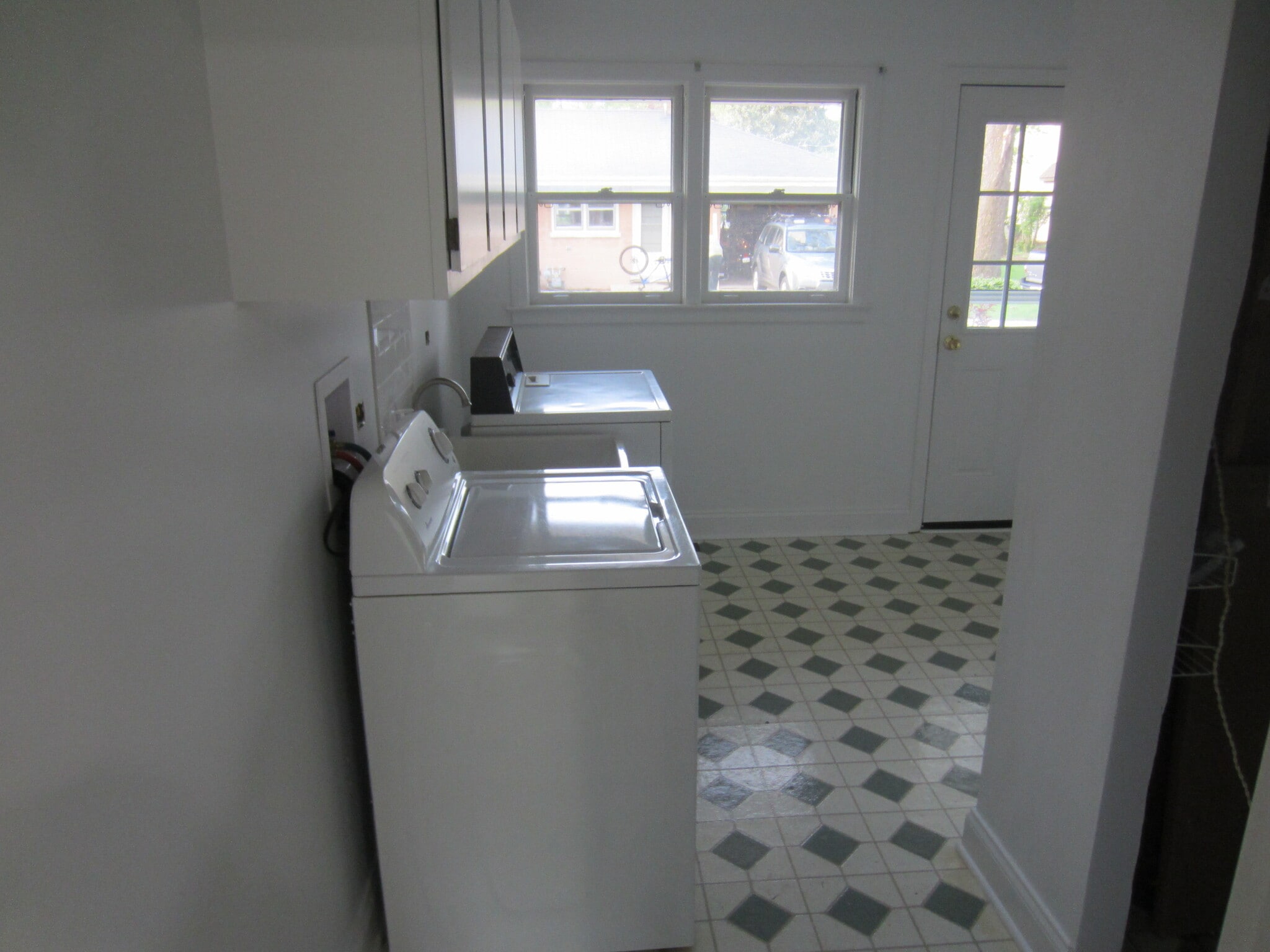 Building Photo - 111 S Lorraine Rd