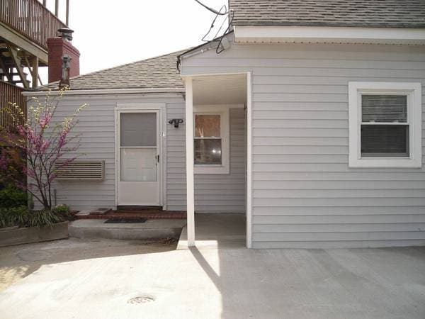 Building Photo - 1537 E Ocean View Ave
