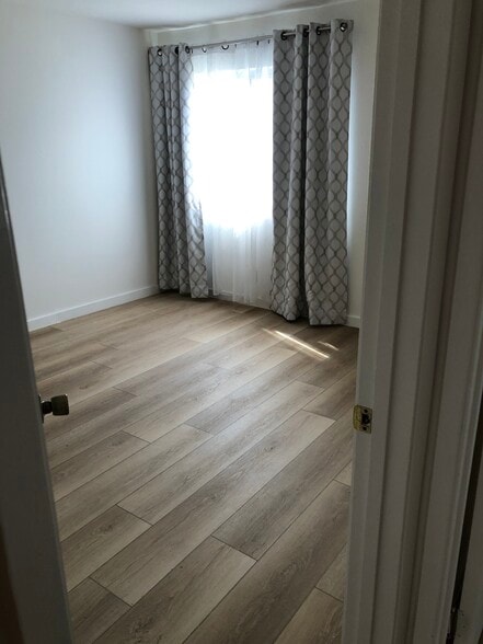 Master Bedroom - 2453 Rowntree Way