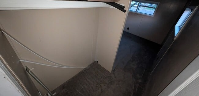 Building Photo - 3965 Tenniel Dr