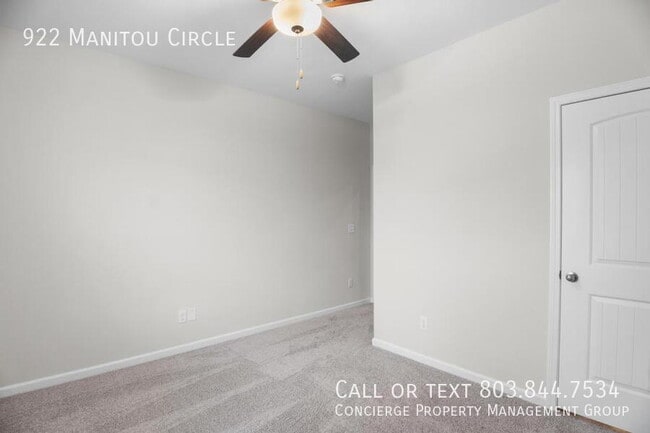 Building Photo - 922 Manitou Cir