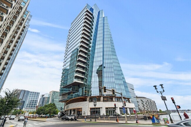 Building Photo - 150 Seaport Blvd
