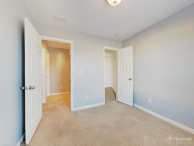 Building Photo - 3038 Deerborne Ct