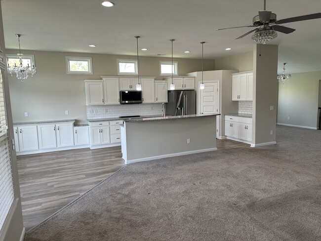 Building Photo - 3025 Lodge View Ct