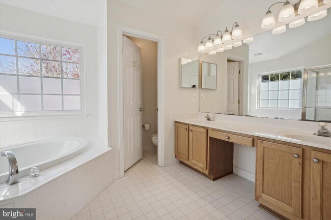 Building Photo - 13552 Wyecrosse Ct