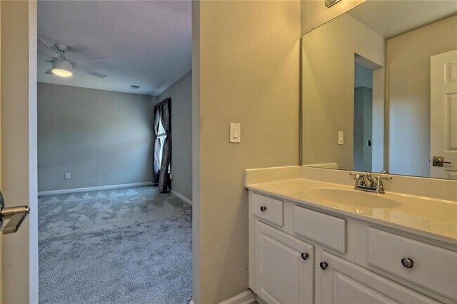 Building Photo - 5145 Fieldgate Ridge Dr