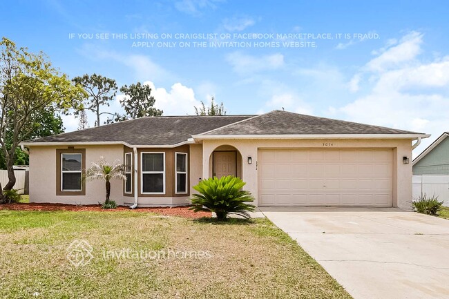 Building Photo - 3074 Mapleshade St