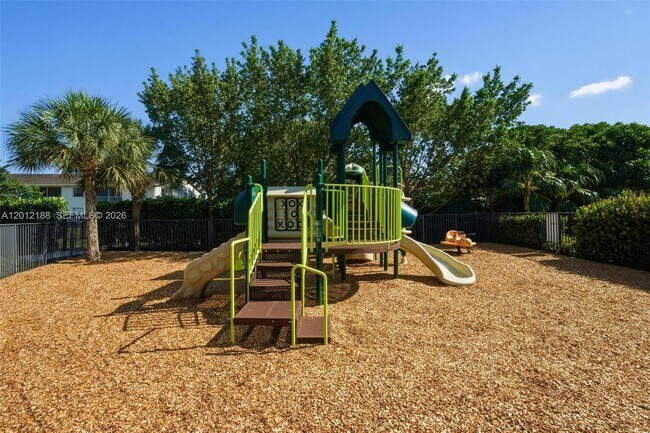 Building Photo - 8815 NW 37th Dr