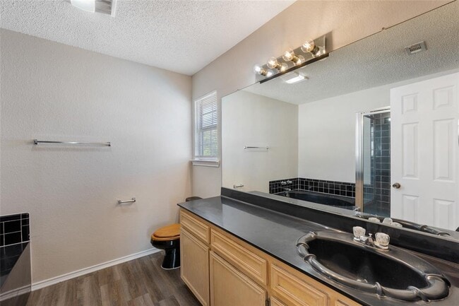 Building Photo - 1717 Parkfield Cove