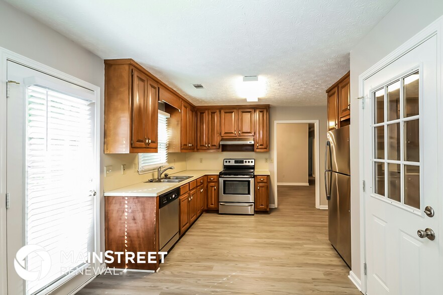 Building Photo - 608 Hunters Cove Ln