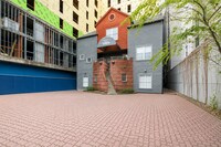 Building Photo - 2505 Seton Ave