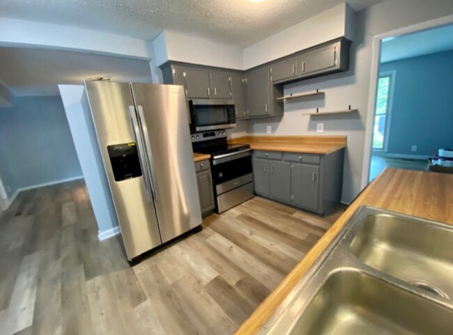 Building Photo - 179 Wessington Pl