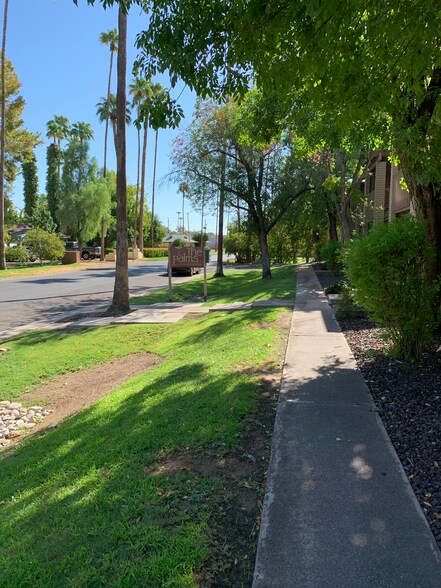 Building Photo - 31 W Pasadena Ave