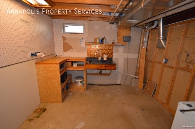 Building Photo - 7 Woodbent Dr