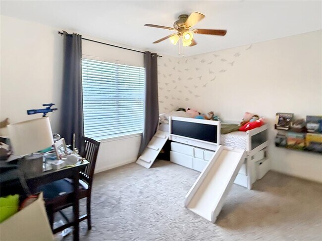 Building Photo - 803 Meadow Bluff Ct