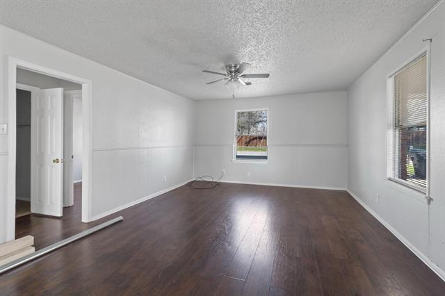 Building Photo - 120 E Monterey St