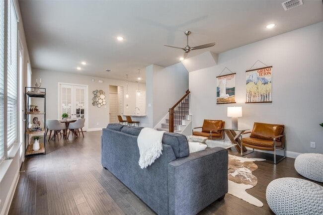 Building Photo - 4211 Curtiss Dr