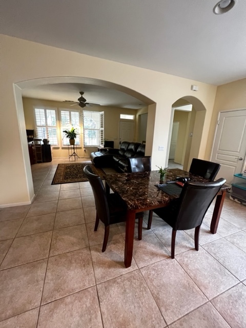 Dining area - 8325 Carnoustie Ave