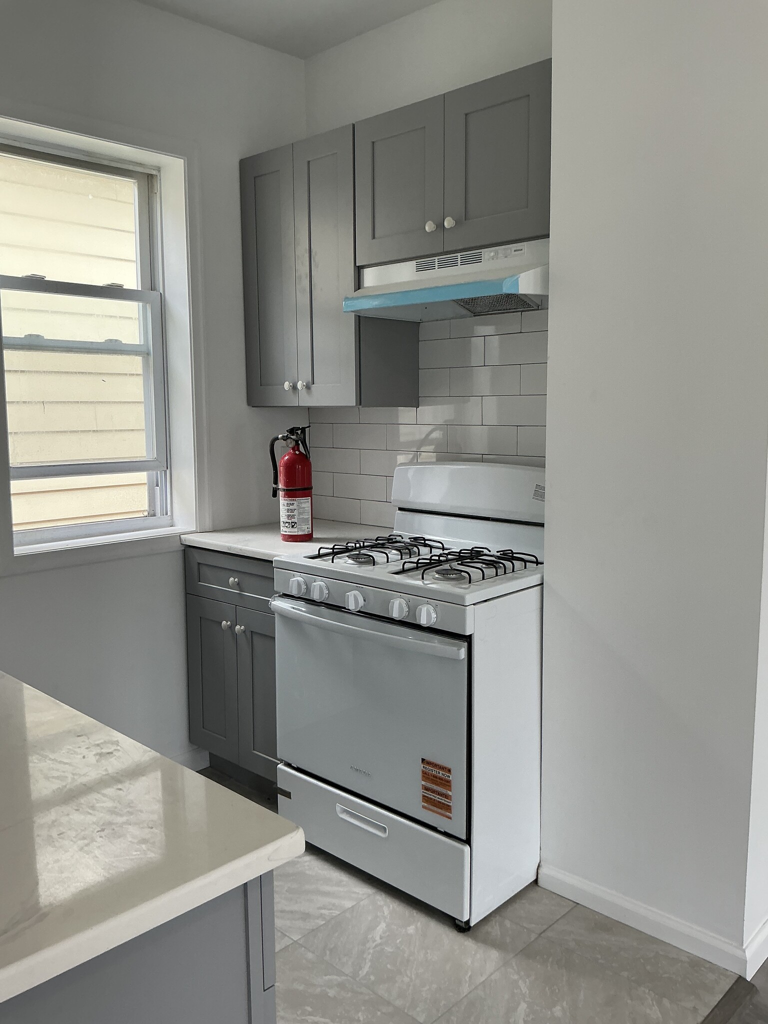 Building Photo - 42 Lanza Ave
