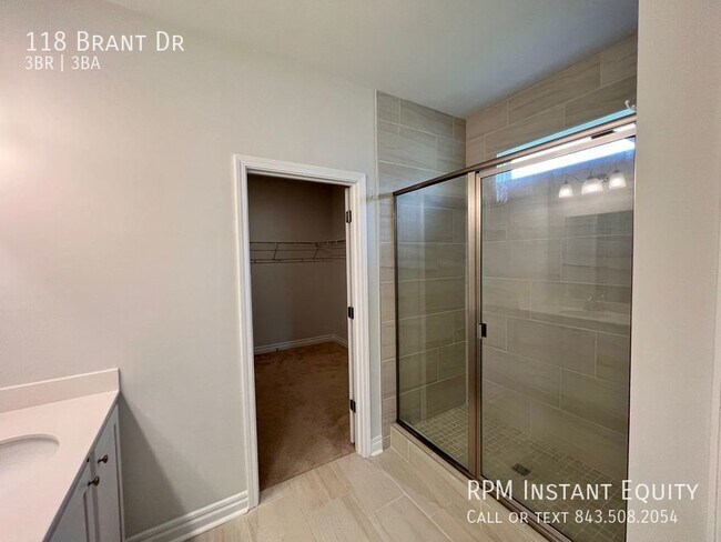 Building Photo - 118 Brant Dr