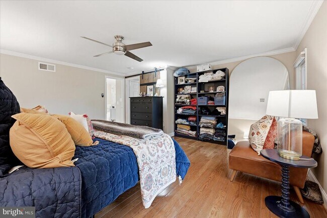 Building Photo - 911 Riva Ridge Dr